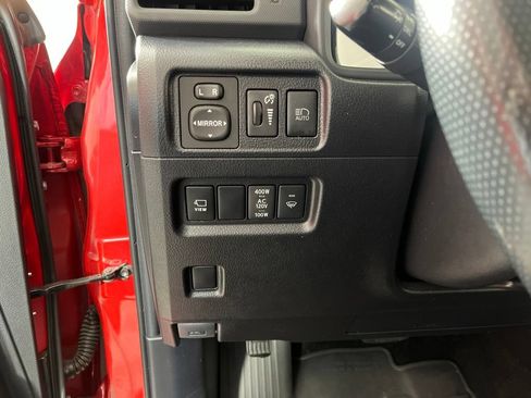Used 2023 Toyota 4Runner TRD Off-Road Premium w/ Off Road Premium Plus Package AWD/4WD image 30