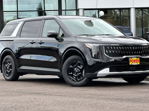 New 2026 Kia Carnival FWD image 2