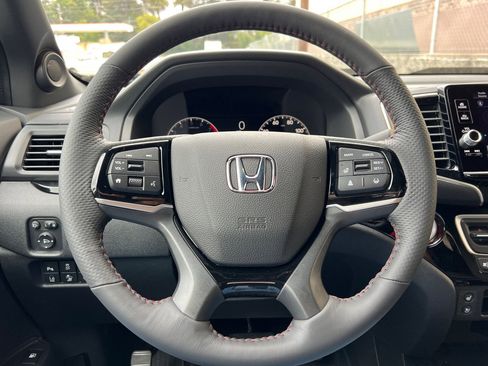 New 2026 Honda Ridgeline Black Edition image 25