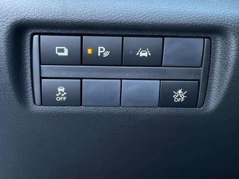 New 2025 Nissan Versa S image 24