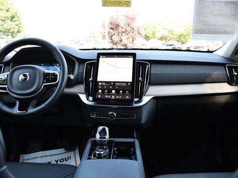 Used 2026 Volvo XC90 B6 Plus AWD/4WD image 19