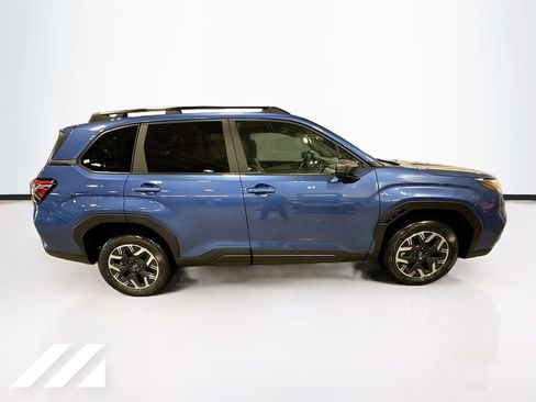 New 2026 Subaru Forester Premium AWD/4WD image 4
