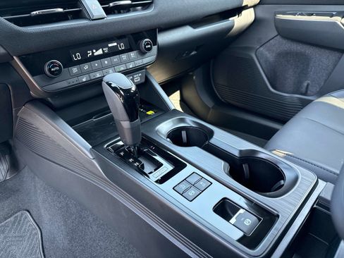 Certified 2026 Subaru Outback Premium AWD/4WD image 27