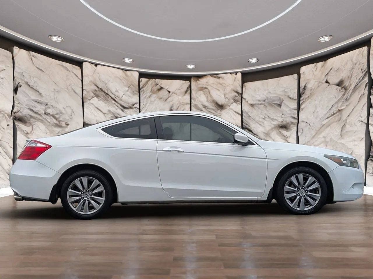 Used 2010 Honda Accord EX-L image 14