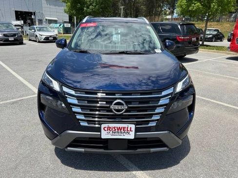 Certified 2026 Nissan Rogue SL AWD/4WD image 9