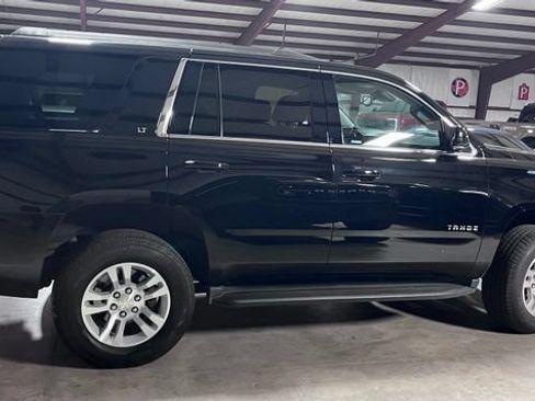 Used 2016 Chevrolet Tahoe LT RWD image 2
