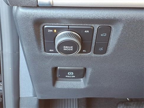 New 2025 Ford Expedition Max Active image 12