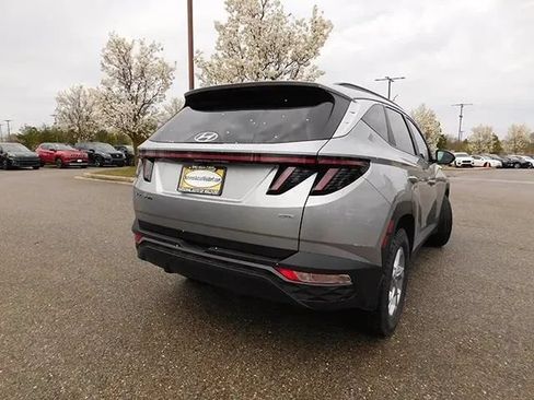 Used 2022 Hyundai Tucson SEL w/ Cargo Package AWD/4WD image 5