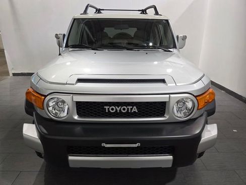 Used 2007 Toyota FJ Cruiser 4WD image 8