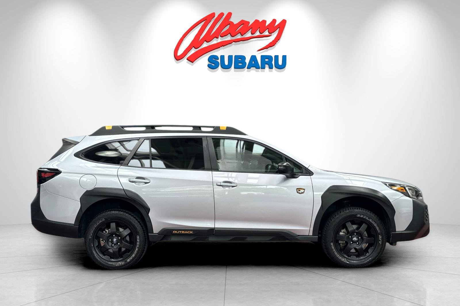 Used 2024 Subaru Outback Wilderness AWD/4WD image 3