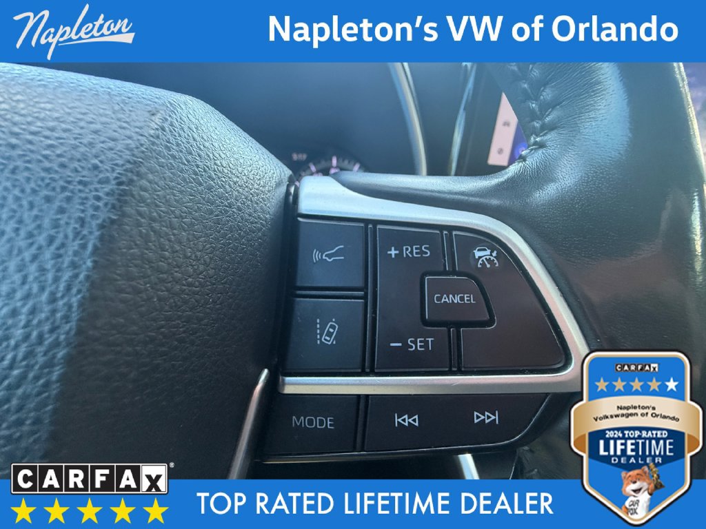Used 2023 Toyota Highlander XLE FWD image 25