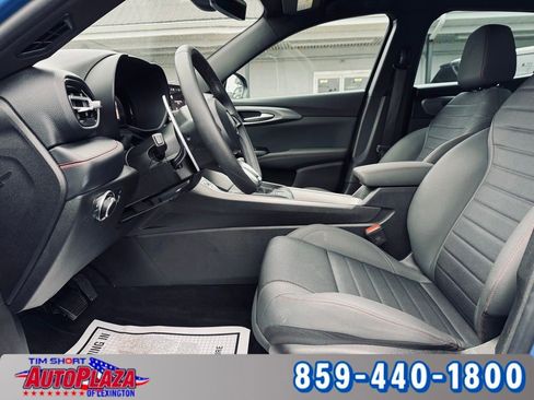 Used 2024 Dodge Hornet R/T w/ R/T Blacktop Package image 38