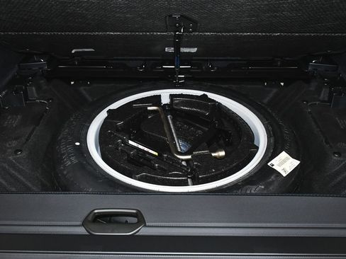 Used 2024 BMW X5 M60i image 76