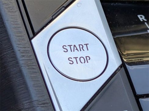 Used 2024 BMW 330e xDrive image 29