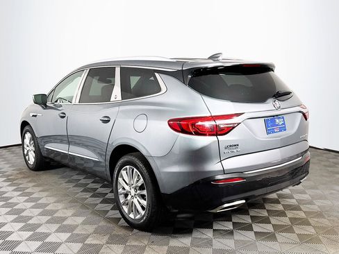 Used 2018 Buick Enclave Premium w/ Experience Buick Package image 8