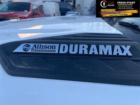 Used 2024 Chevrolet Silverado 2500 LT image 5