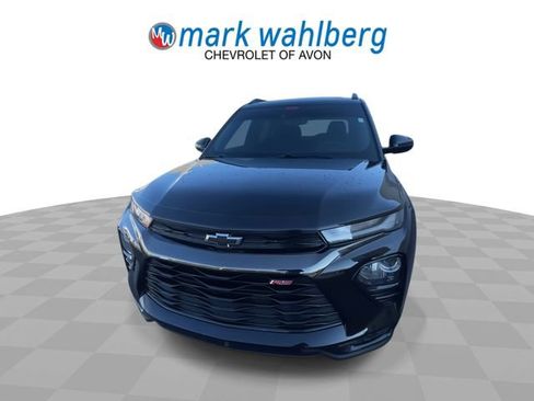 Certified 2022 Chevrolet TrailBlazer RS w/ Sun and Liftgate Package AWD/4WD image 3