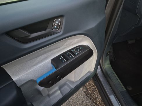 New 2025 Ford Maverick XLT w/ XLT Luxury Package image 12