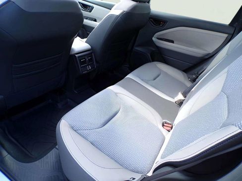 Certified 2025 Subaru Forester Premium image 12