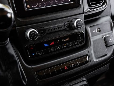 Used 2023 RAM ProMaster 2500 image 22