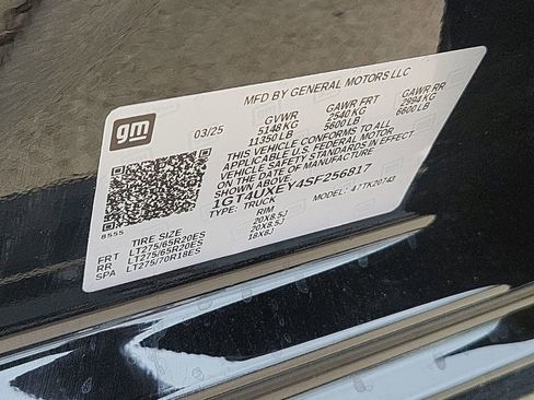 Certified 2025 GMC Sierra 2500 Denali Ultimate AWD/4WD image 35