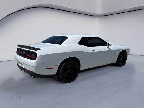 Used 2021 Dodge Challenger R/T Scat Pack w/ Dynamics Package RWD image 5