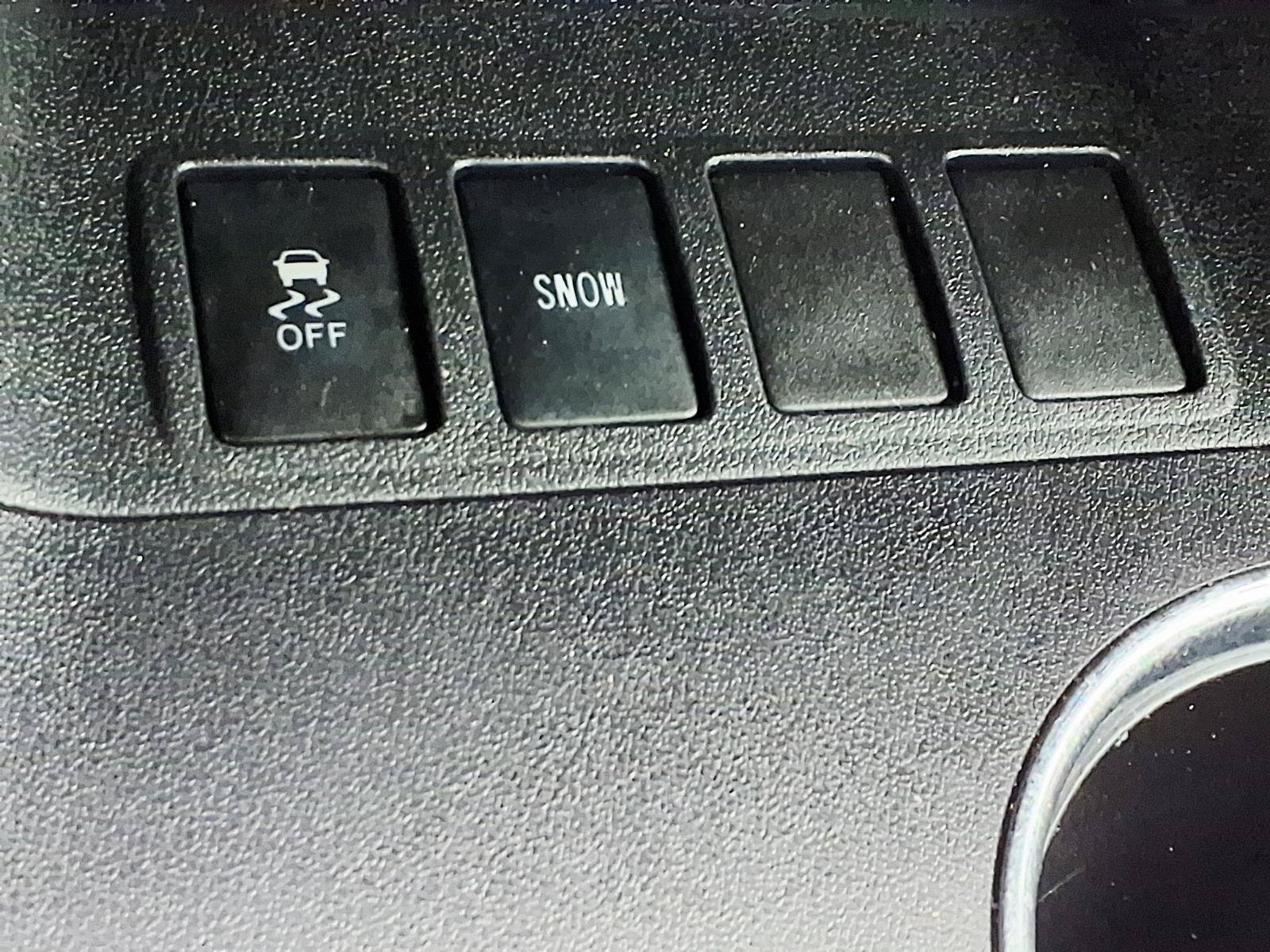 Used 2019 Toyota Highlander XLE FWD image 22