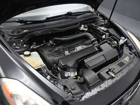 Used 2011 Volvo C70 T5 FWD image 37