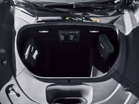 Used 2022 Ferrari F8 Tributo image 24