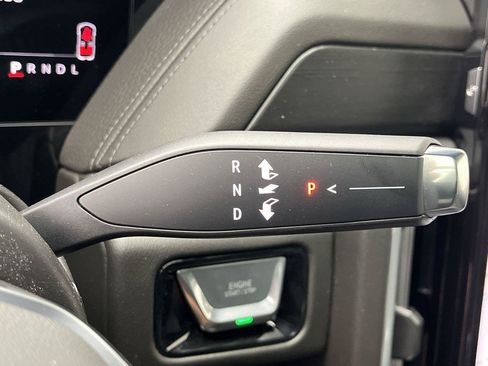Certified 2025 GMC Yukon Denali w/ Sun & Power Step Package AWD/4WD image 31