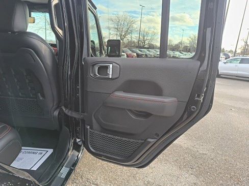 Used 2023 Jeep Wrangler Unlimited Rubicon w/ Xtreme 35 Tire Package image 15