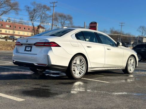 Certified 2025 BMW 530i xDrive w/ Premium Package image 6