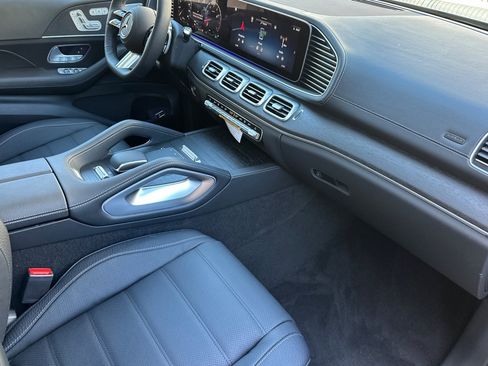 New 2026 Mercedes-Benz GLS 450 4MATIC image 16