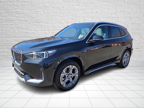 New 2026 BMW X1 xDrive28i w/ Convenience Package AWD/4WD image 3