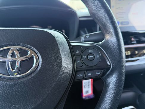 Used 2026 Toyota Corolla LE FWD image 19