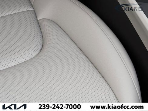New 2026 Kia Sportage EX image 24