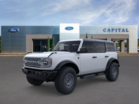 New 2025 Ford Bronco Badlands w/ Sasquatch Package AWD/4WD image 1
