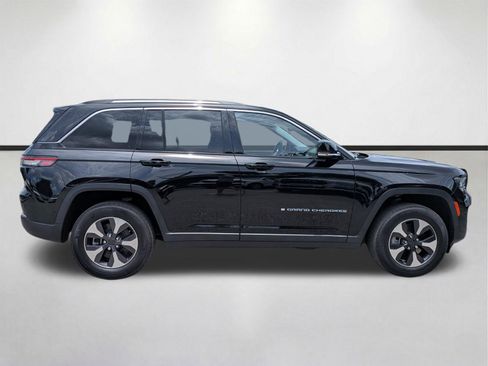Used 2022 Jeep Grand Cherokee Limited 4xe AWD/4WD image 3