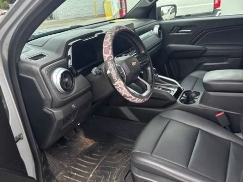 Used 2024 Chevrolet Colorado LT w/ LT Convenience Package III RWD image 45