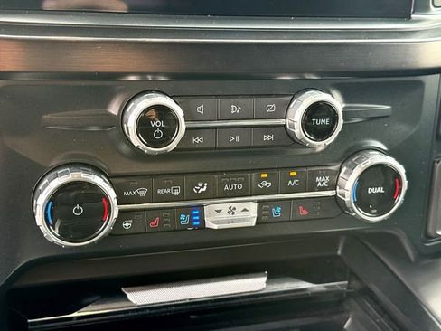 Certified 2023 Ford F250 Lariat w/ Chrome Package image 19