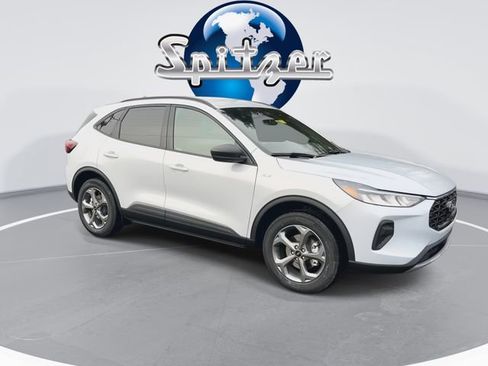 New 2026 Ford Escape ST-Line w/ Tech Pack #1 image 2