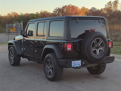 Certified 2018 Jeep Wrangler Unlimited Sport S image 5
