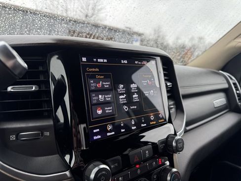 Used 2019 RAM 2500 Laramie image 21