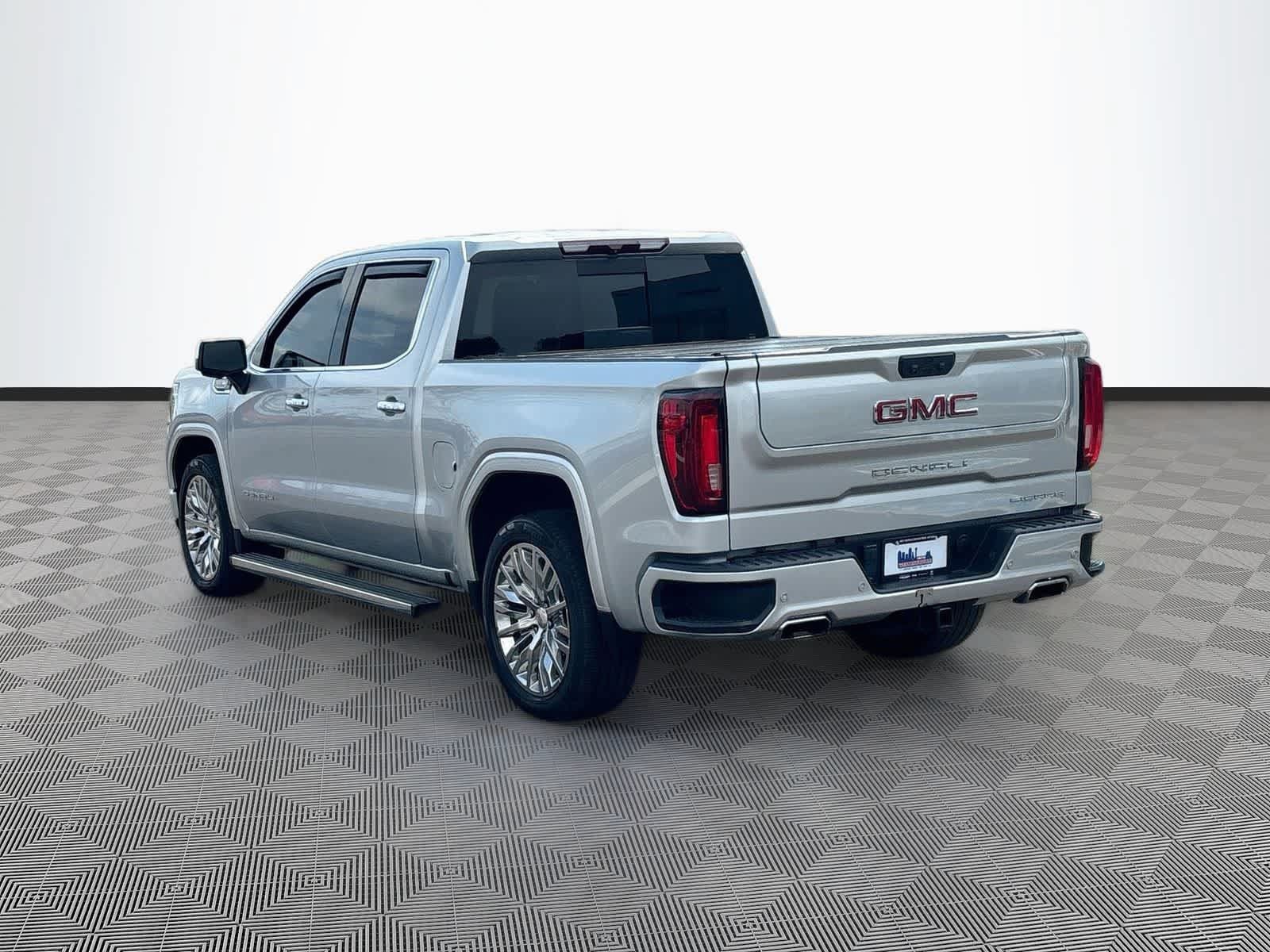 Used 2022 GMC Sierra 1500 Denali AWD/4WD image 7