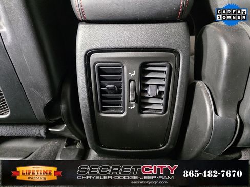 Used 2025 Dodge Durango R/T w/ Blacktop Package image 27