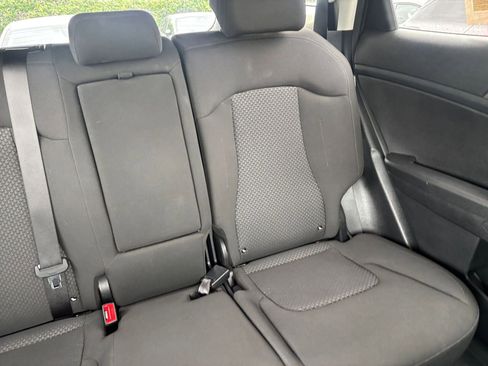 Used 2025 Kia Sportage LX image 36