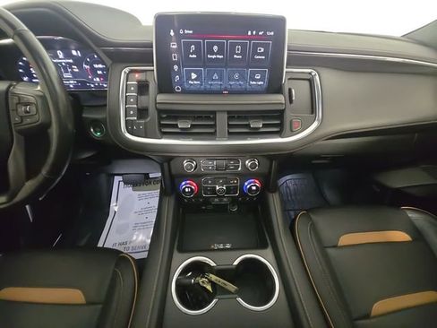 Used 2022 GMC Yukon AT4 w/ AT4 Premium Package image 11
