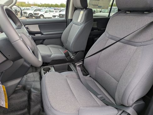 New 2026 Ford Expedition XL image 25