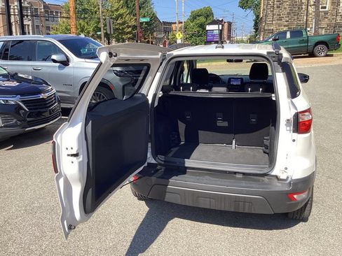 Used 2018 Ford EcoSport SE FWD image 11