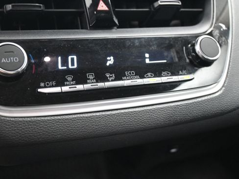 Certified 2023 Toyota Corolla LE FWD image 29